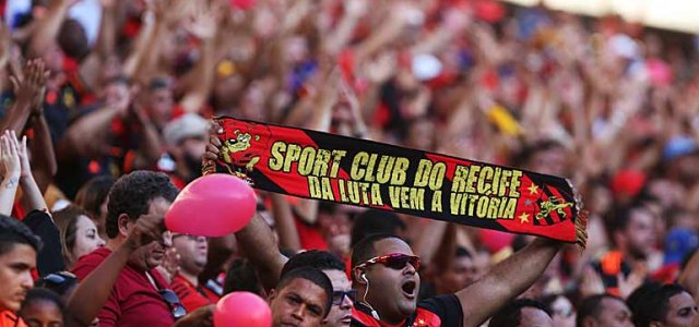 Torcida do Flamengo esgota ingressos para duelo com Athletico, pela Copa do  Brasil