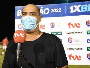 Doce Mel anuncia saída do técnico Beto Oliveira