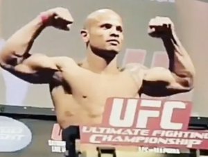 Ex-UFC, Maiquel Falcão é esfaqueado no Rio Grande do Sul