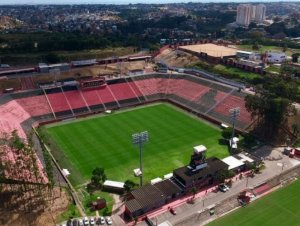 Novo reforço do Vitória já está em Salvador para realizar exames médicos e assinar com o clube