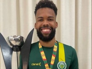 Novo reforço do Bahia, Lucas Falcão já está em Salvador para fazer exames e assinar contrato