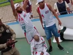 Vídeo mostra cenas lamentáveis em jogo da Série B do Campeonato Baiano; confira