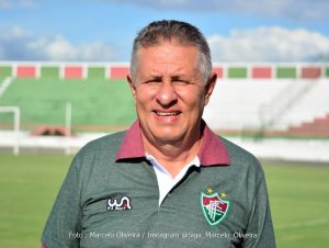 Após derrota para o Feirense, técnico Arnaldo Lira se complica no comando do Fluminense de Feira