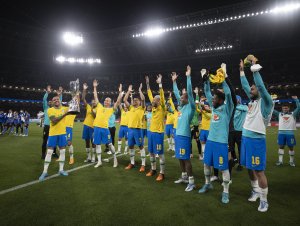 Jogador da Seleção Brasileira está próximo de ser anunciado por clube inglês; saiba quem é