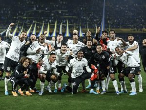 Corinthians supera o Boca Juniors nos pênaltis e avança às quartas de final da Libertadores