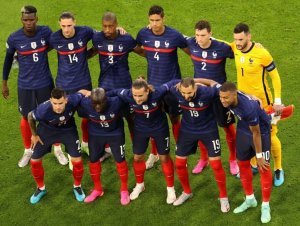 Jogador da França tem lesão ligamentar confirmada e está fora da Copa do Mundo no Catar; veja
