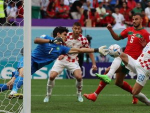 Atual vice-campeã, Croácia empata sem gols com Marrocos em estreia na Copa do Mundo