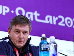 Técnico da Sérvia lamenta atuação e admite derrota para o Brasil: ''Venceu merecidamente''