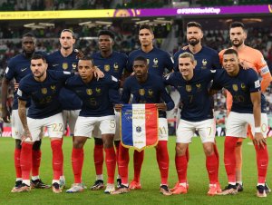 Com dois de Mbappé, França vence Polônia e avança para as quartas da Copa 