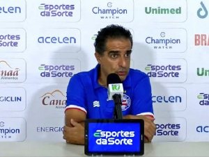 Renato Paiva defende modelo de jogo do Bahia e revela mudanças para quarta-feira