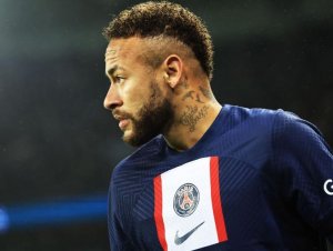 Neymar não quer sair do PSG e tem interesse em se aposentar no clube; diz jornal