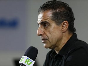 Bahia anuncia demissão do técnico Renato Paiva