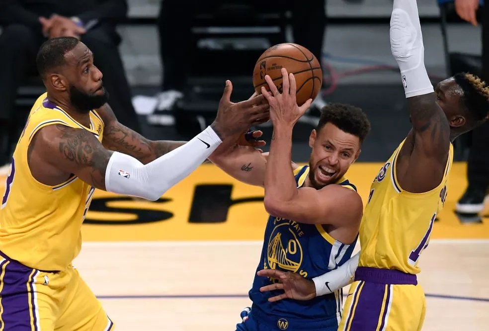 Análise: Lebron e Curry entregam o que se espera de astros, mas