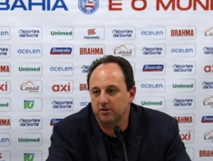 Após estreia com triunfo, Ceni elogia jogadores e revela ansiedade para jogo na Fonte Nova