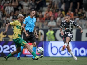  Atlético-MG vence o Cuiabá e encosta no G-6 da Série A