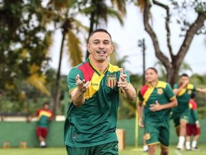 Corinthians e Ferroviária avançam e decidirão Brasileirão Feminino