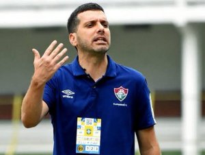 Bahia deve tirar mais um profissional do Fluminense, diz jornalista