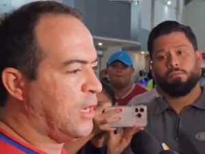 CEO do Fortaleza, Marcelo Paz pede punição após ataque a ônibus do clube 