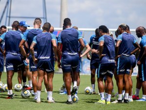Bahia se reapresenta e inicia treinamentos de olho no clássico Ba-Vi pela Copa do Nordeste
