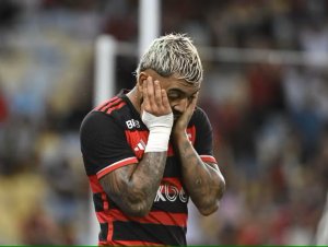 Após tentativa de fraudar exame antidoping, astro do Flamengo é suspenso por dois anos; saiba mais
