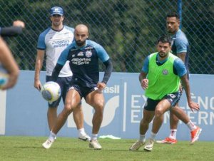 Bahia segue preparação e realiza mais um treino para enfrentar o Grêmio