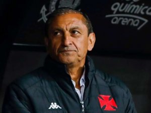 Vasco demite treinador após derrota humilhante para o Criciúma 