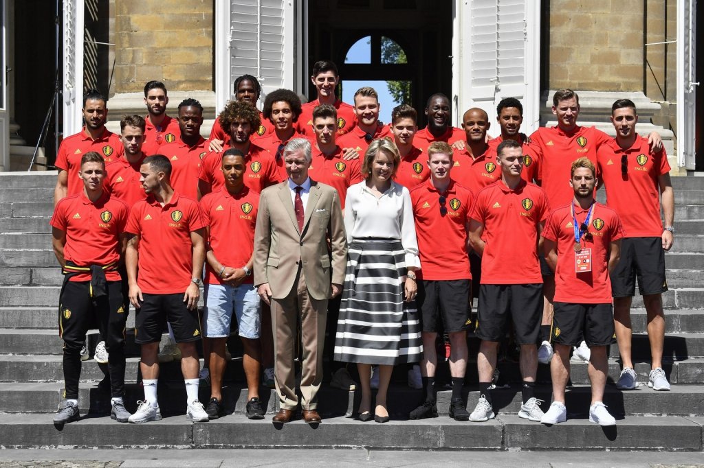 Seleção da Bélgica é recebida com festa em Bruxelas ...