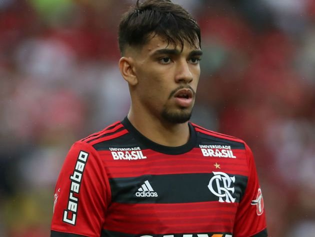 Barcelona tem interesse em jogador do Flamengo, diz jornal ...