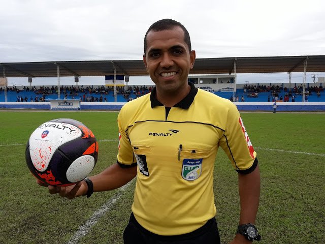 Eziquiel Sousa Costa será o árbitro do confronto entre Atlético de  Alagoinhas e Bahia - Notícias - Galáticos Online