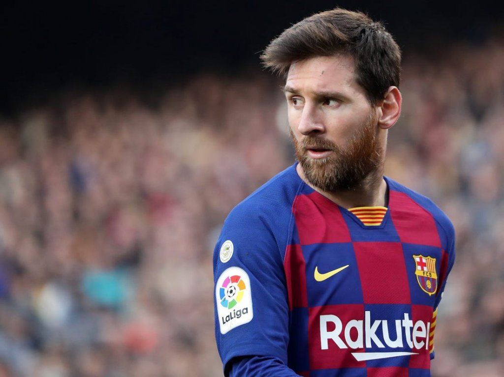Diretoria do Barcelona tenta convencer Messi a ficar: 
